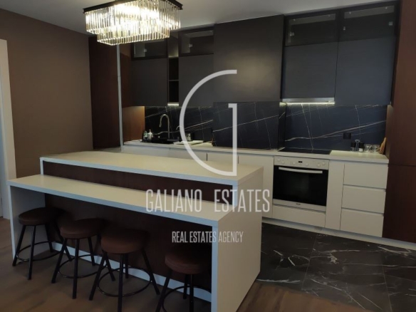 Четиристаен апартамент в кв. Кръстова вада - 0