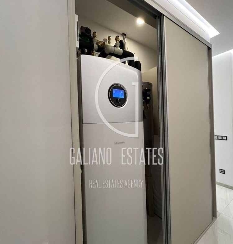 ДВустаен апартамент в кв. Кръстова вада - 0