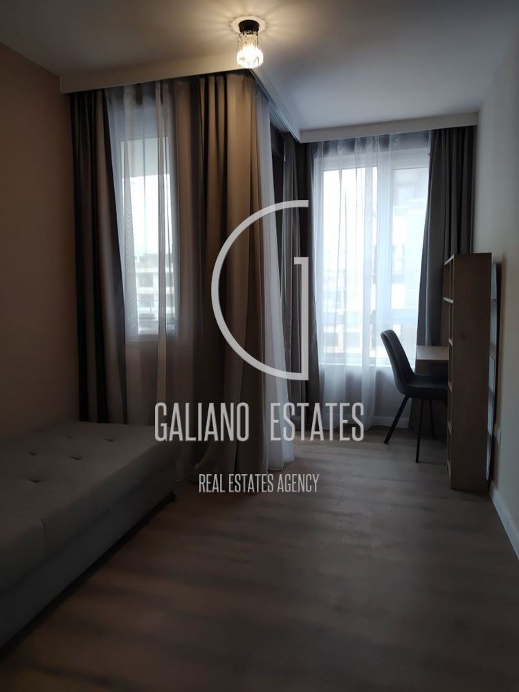 Четиристаен апартамент в кв. Кръстова вада-0 Четиристаен апартамент в кв. Кръстова вада - 0