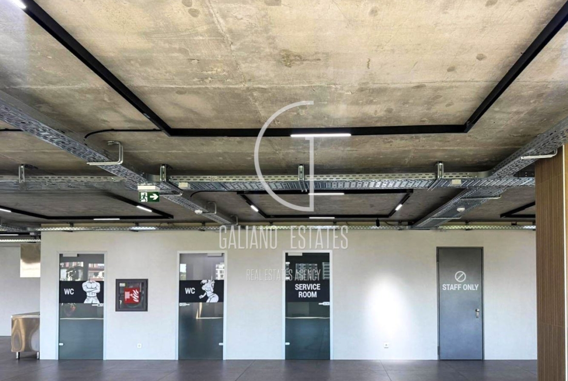 Просторен офис в ж.к. Младост 4 - 0