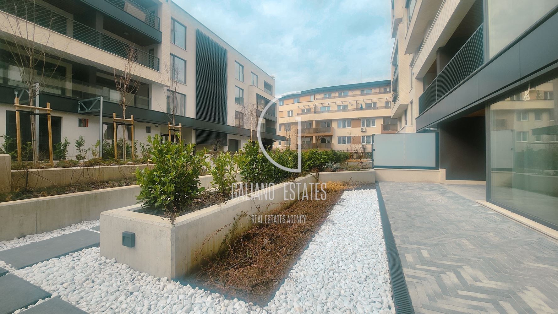 Премиум двустаен апартамент в затворен комплекс-0 Премиум двустаен апартамент в затворен комплекс - 0