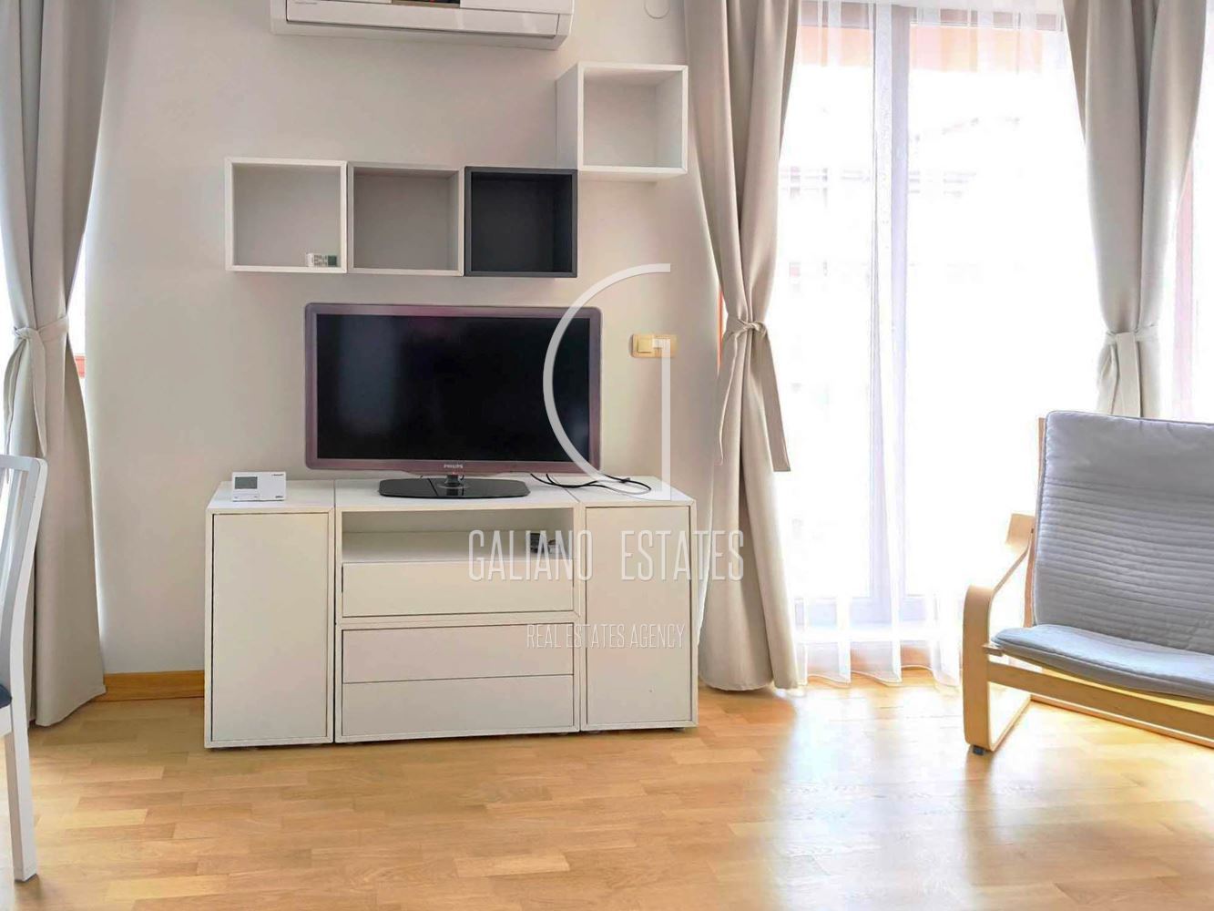 Уютен тристаен апартамент в затворен комплекс в кв. Драгалевци-0 Уютен тристаен апартамент в затворен комплекс в кв. Драгалевци - 0