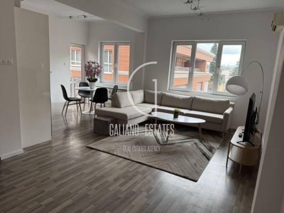 Елегантен двустаен апартамент, Докторски паметник - 0