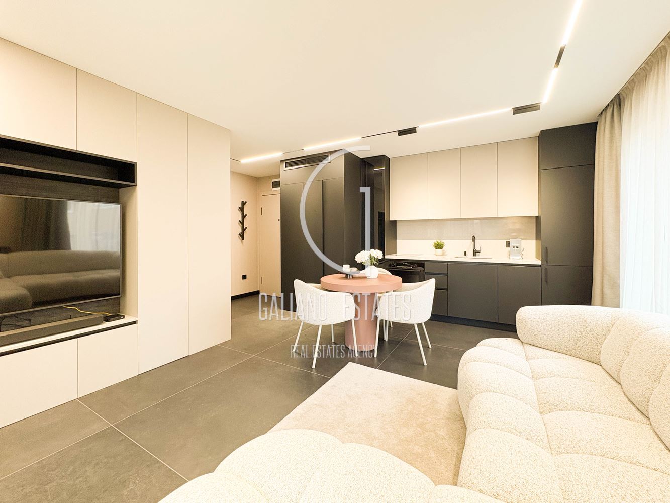 Премиум двустаен апартамент в затворен комплекс-0 Премиум двустаен апартамент в затворен комплекс - 0