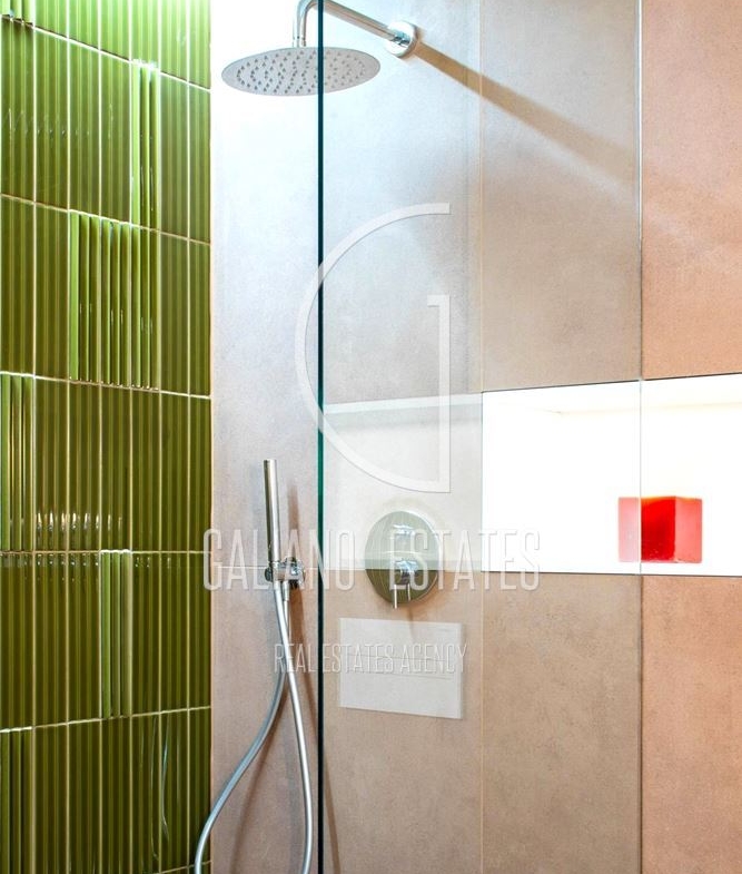 Дизайнерски двустаен апартамент в кв. Кръстова вада - 0