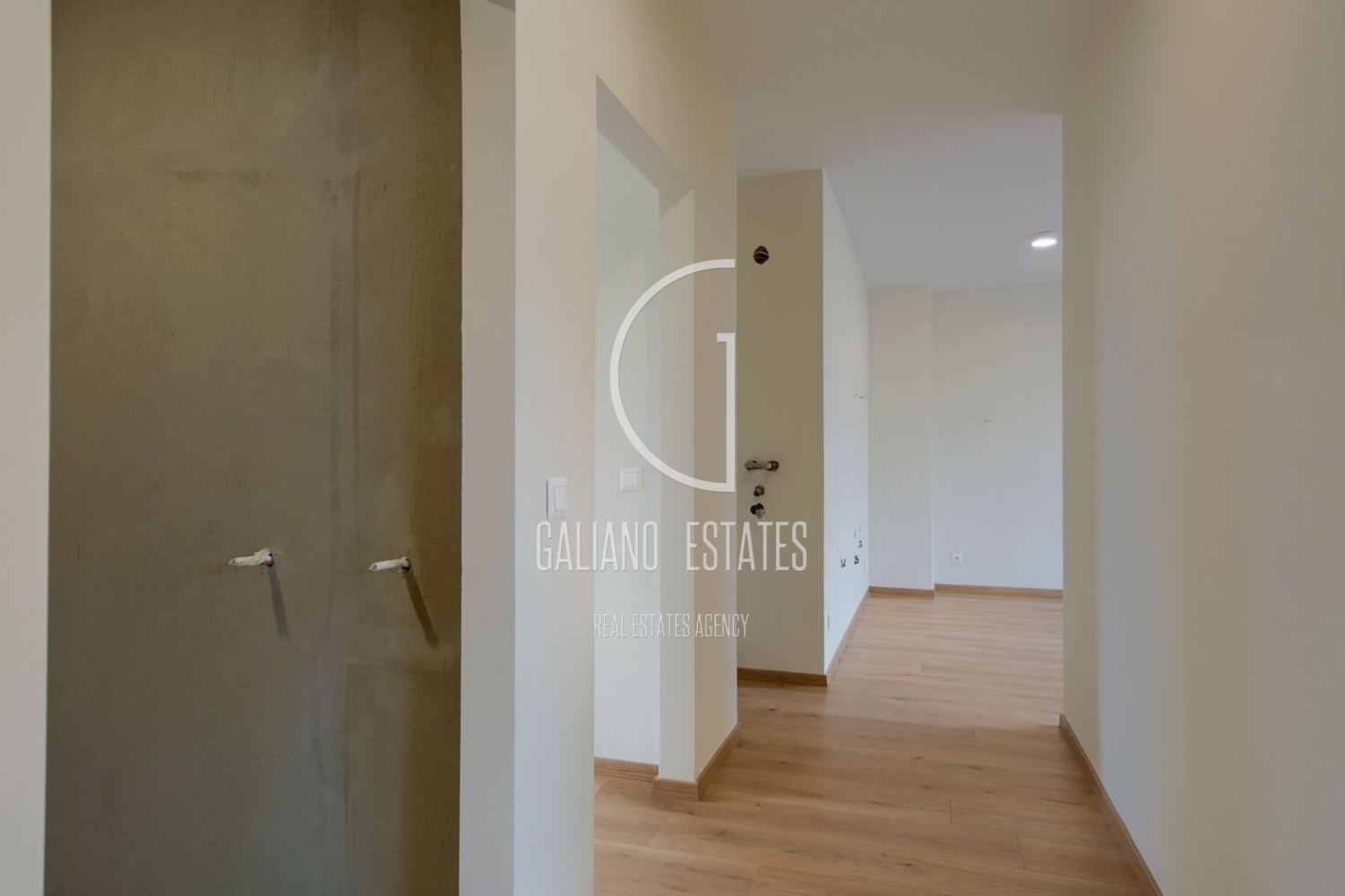 Слънчев тристаен апартамент в кв. Манастирски ливади - запад - 0