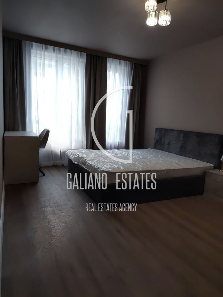 Четиристаен апартамент в кв. Кръстова вада-0 Четиристаен апартамент в кв. Кръстова вада - 0