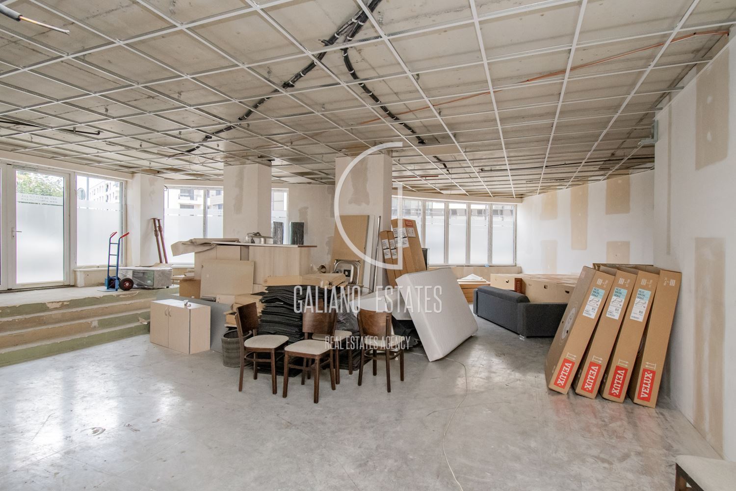 Офис на партерно ниво до х-л Вега-0 Офис на партерно ниво до х-л Вега - 0