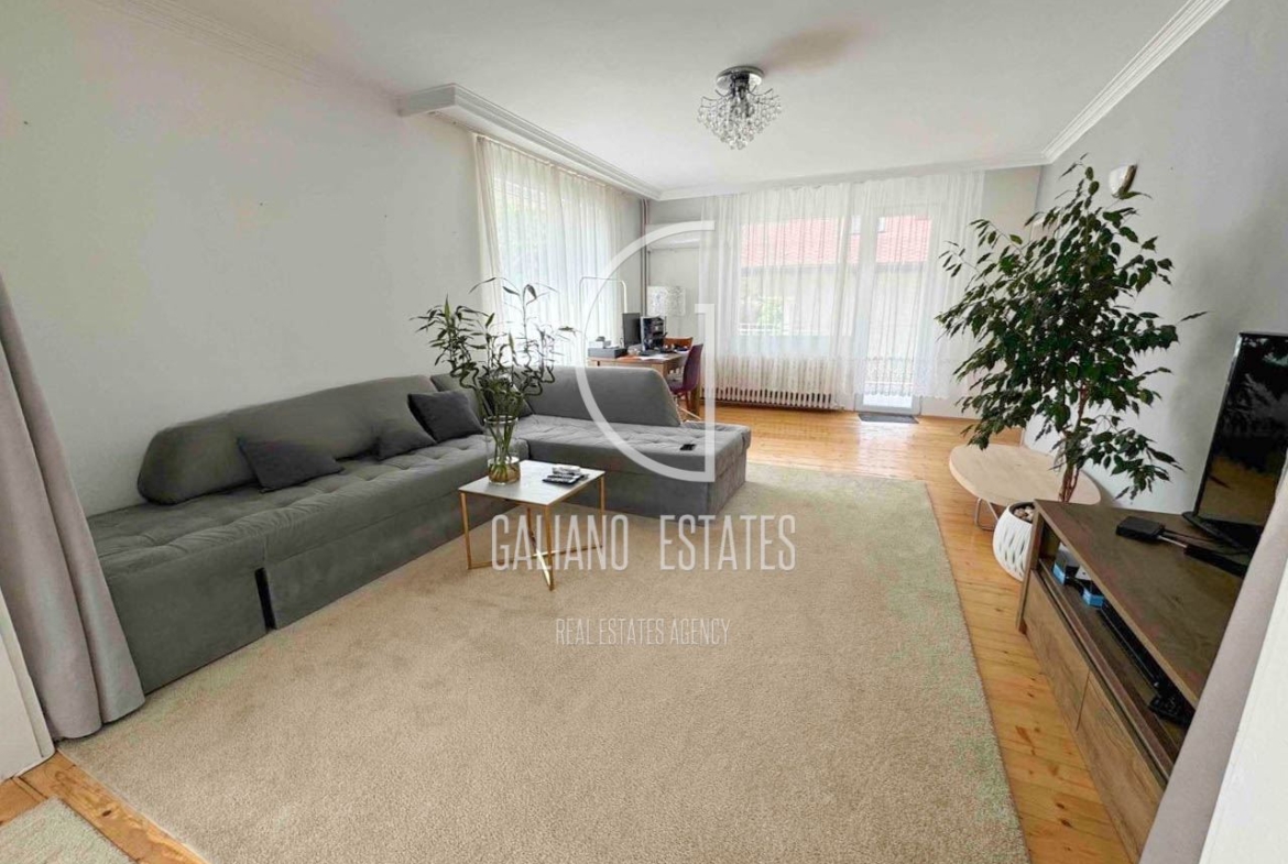 Просторен тристаен апартамент в кв. Драгалевци - 0