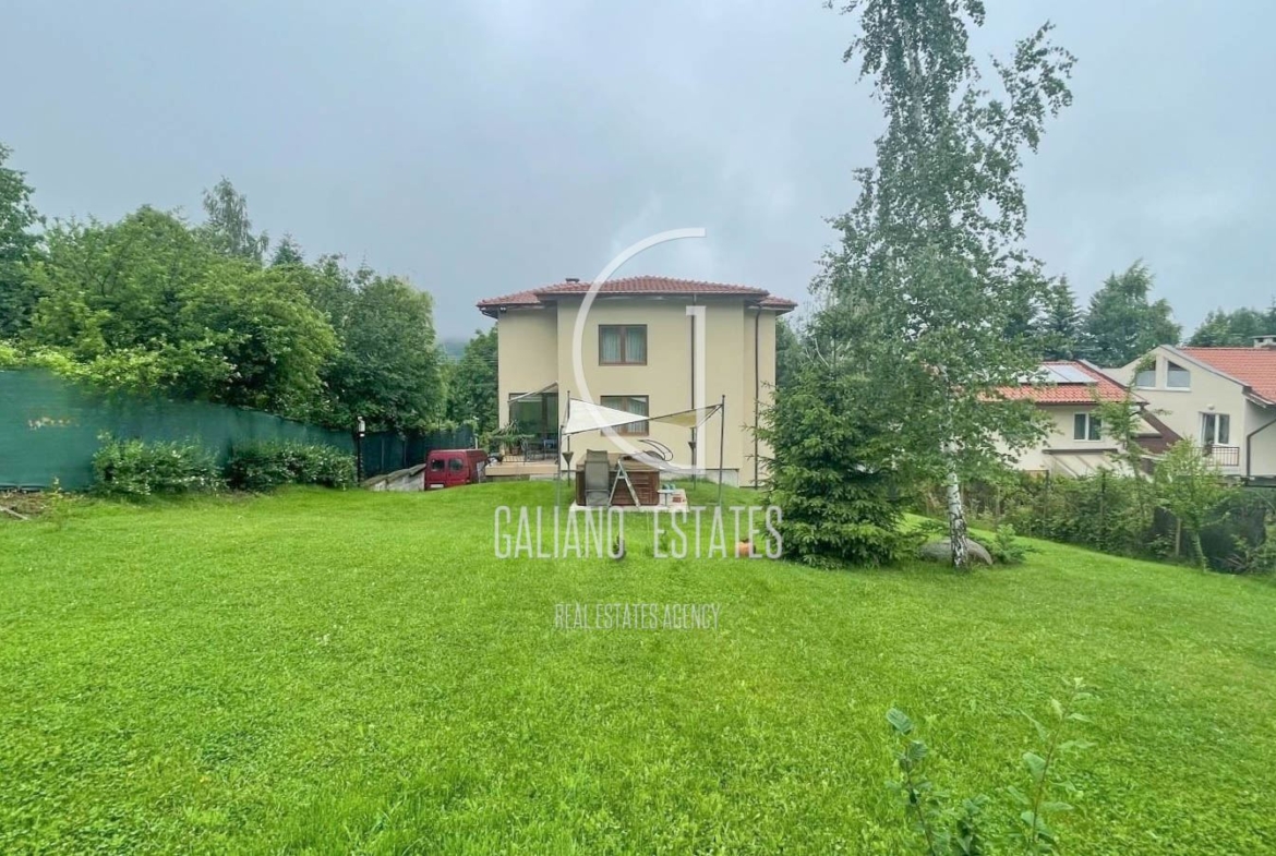 Стилна къща по наем в с. Бистрица - 0