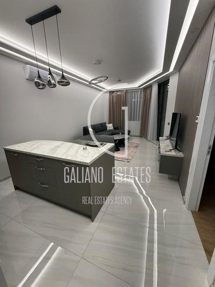 Тристаен апартамент в Кръстова вада - 0