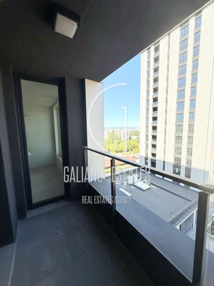 Чудесен двустаен апартамент в кв. Банишора - 0