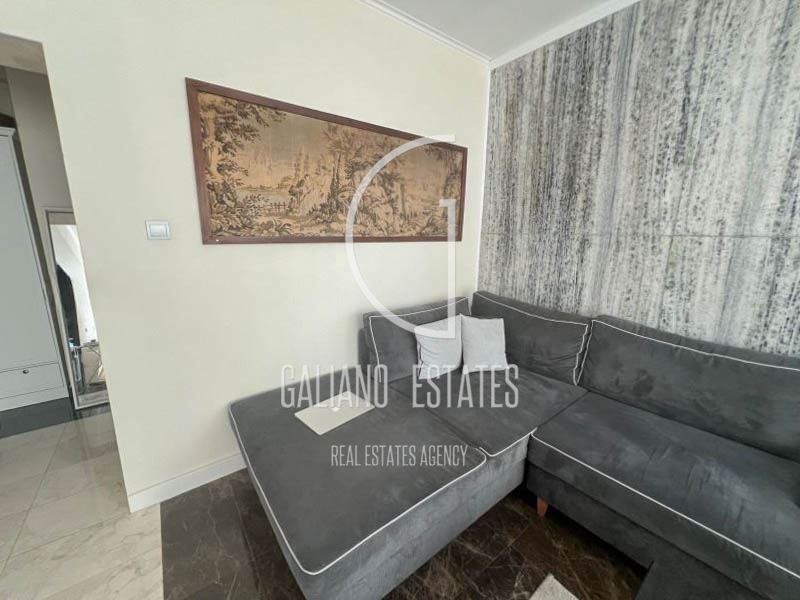 Двустаен апартамент с южна тераса и гледка към планината - 0