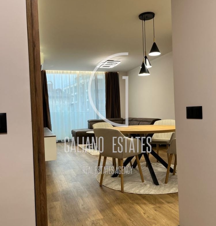 Двустаен апартамент в Кръстова вада - 0