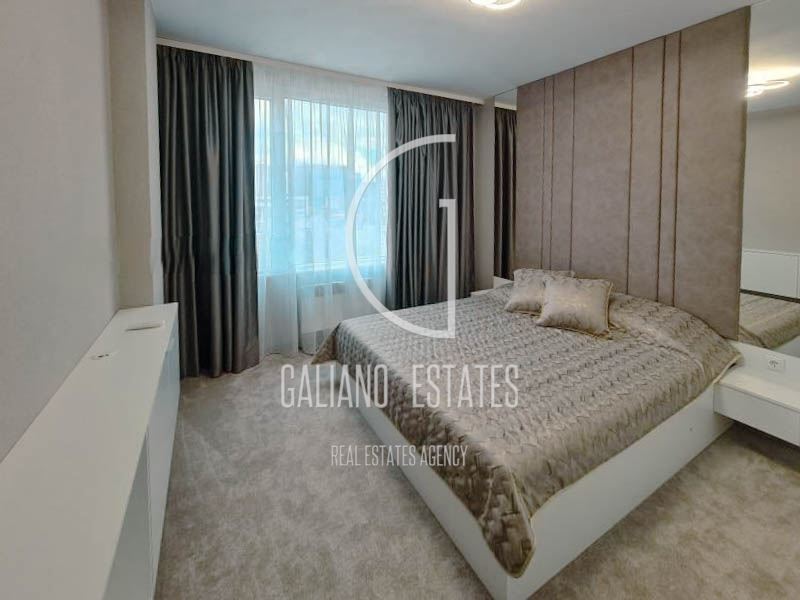 Луксозен тристаен апартамент в кв. Кръстова вада - 0