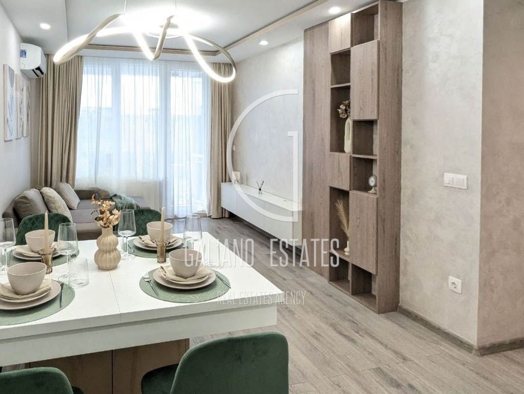 Изключителен тристаен апартамент със собствен озеленен двор в кв. Малинова долина - 0