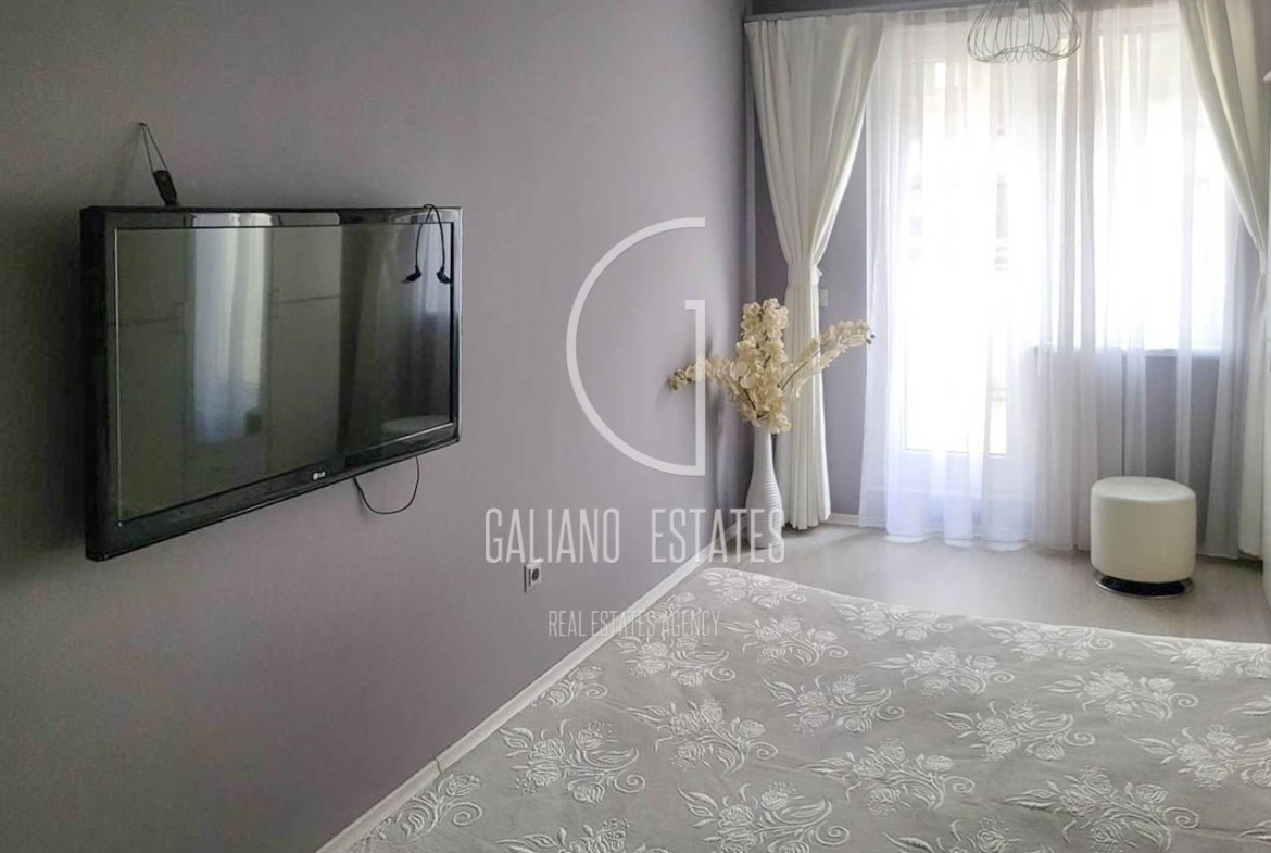 Луксозен двустаен апартамент под наем в кв. Дианабад - 0