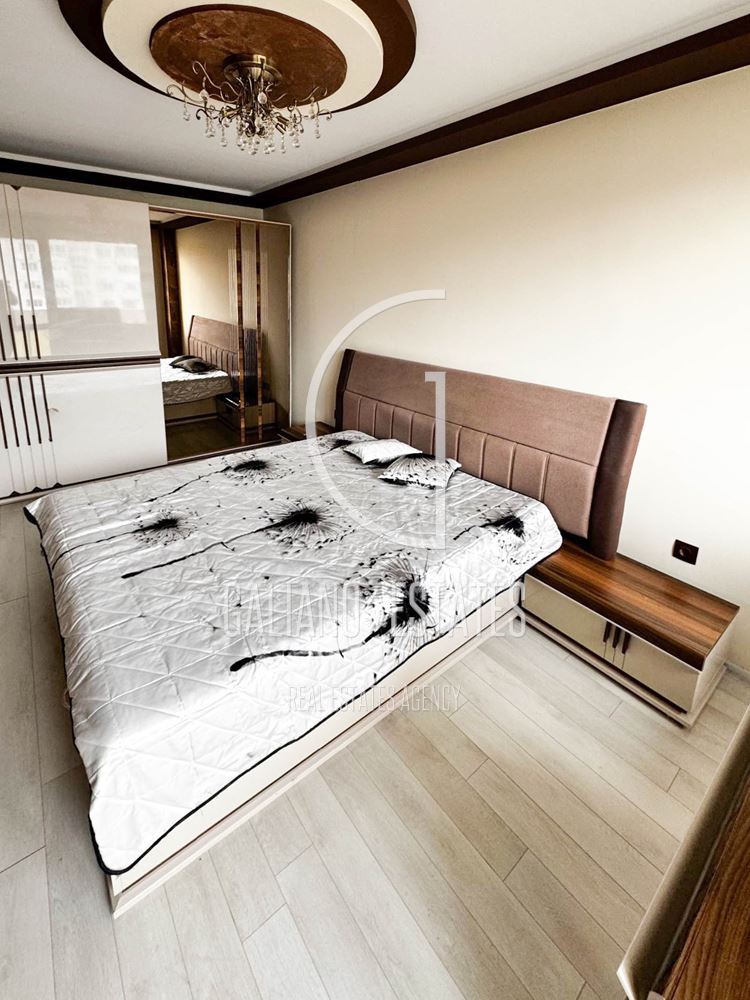 Отличен тристаен апартамент в жк. Мласот 4-0 Отличен тристаен апартамент в жк. Мласот 4 - 0