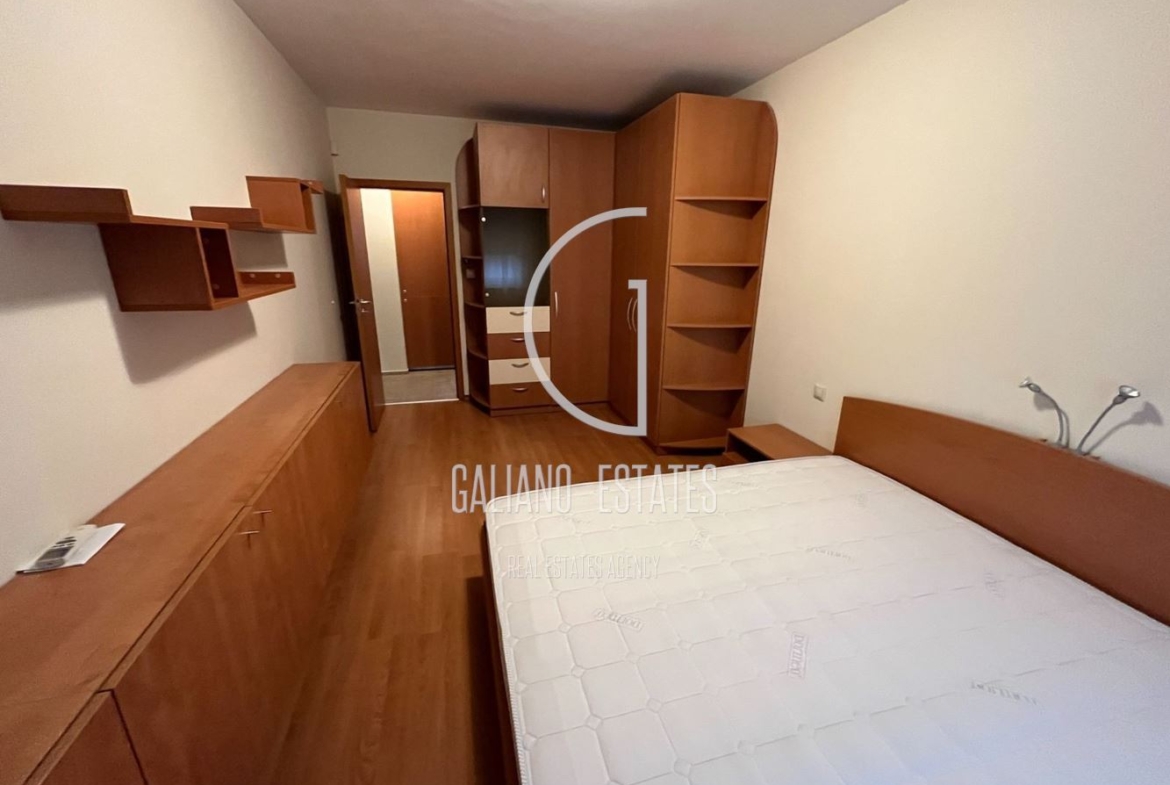 Тристаен апартамент в кв. Гоце Делчев - 0