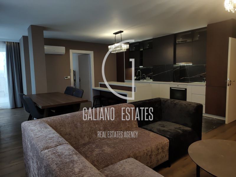 Четиристаен апартамент в кв. Кръстова вада - 0