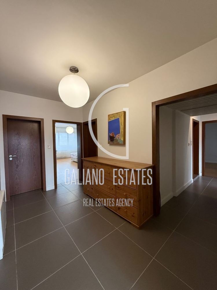 Четиристаен апартамент в кв. Стрелбище-0 Четиристаен апартамент в кв. Стрелбище - 0