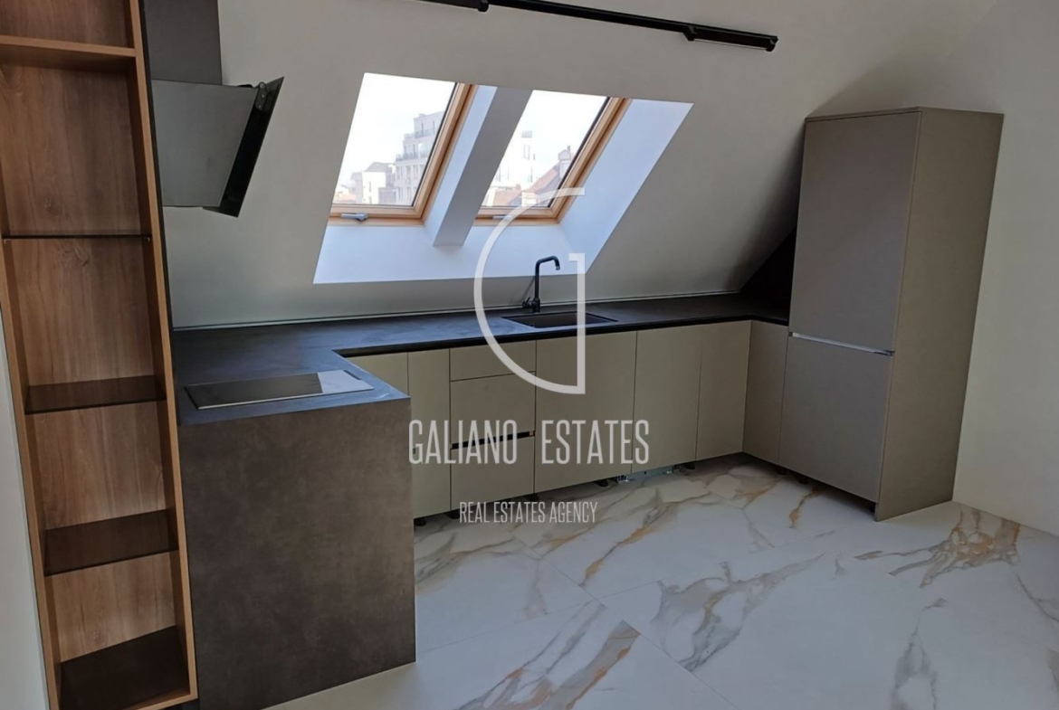 Многостаен апартамент до НБУ - 0