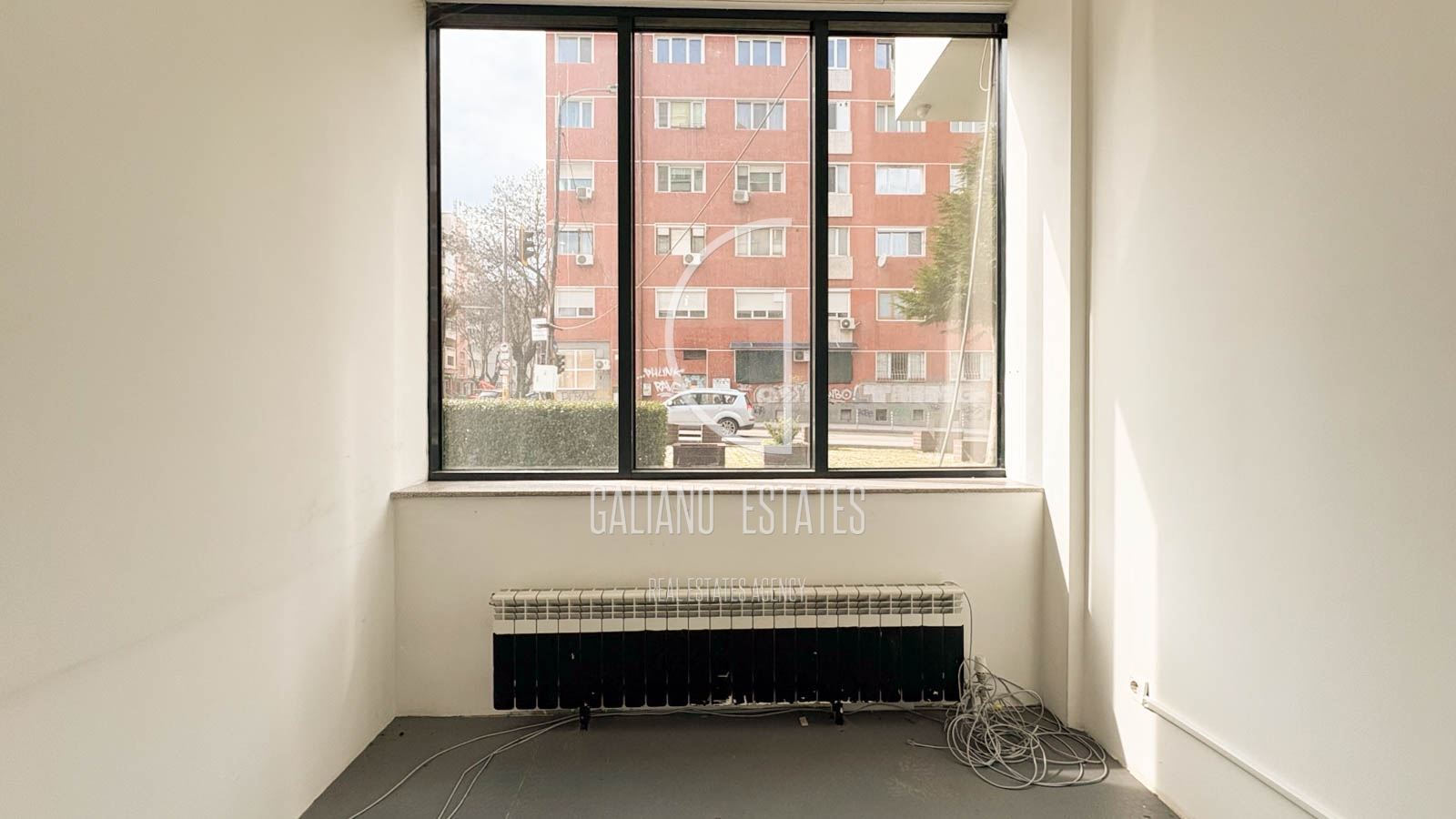 Търговско помещение на бул.Дондуков - 0