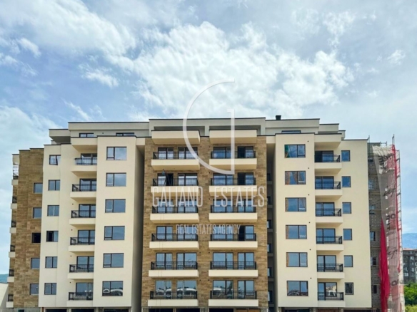 Прекрасен двустаен апартамент в кв. Малинова долина - 0