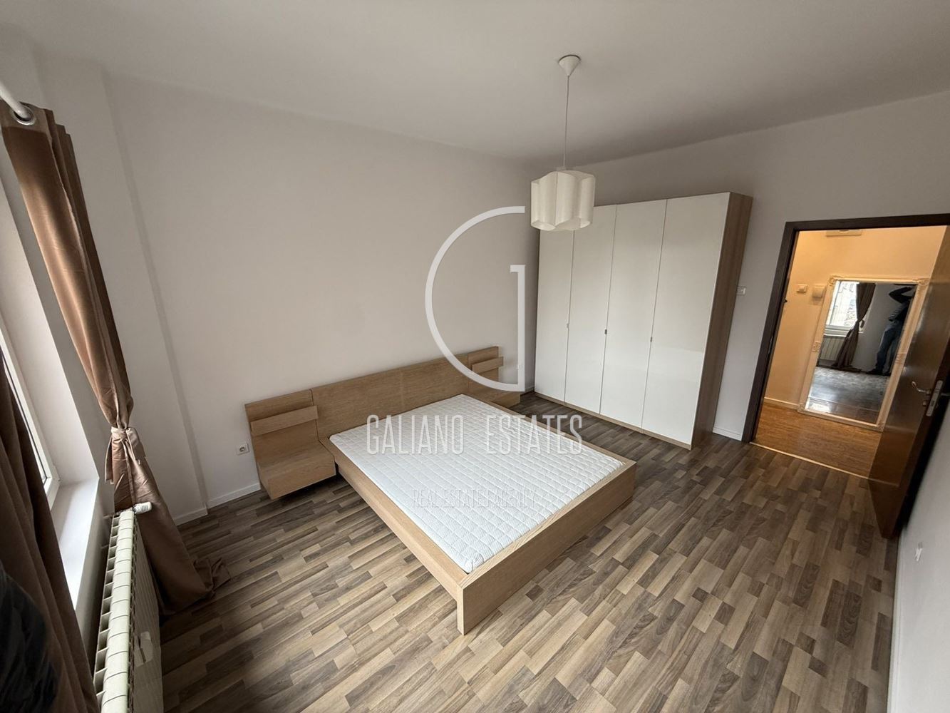 Елегантен двустаен апартамент, Докторски паметник-0 Елегантен двустаен апартамент, Докторски паметник - 0