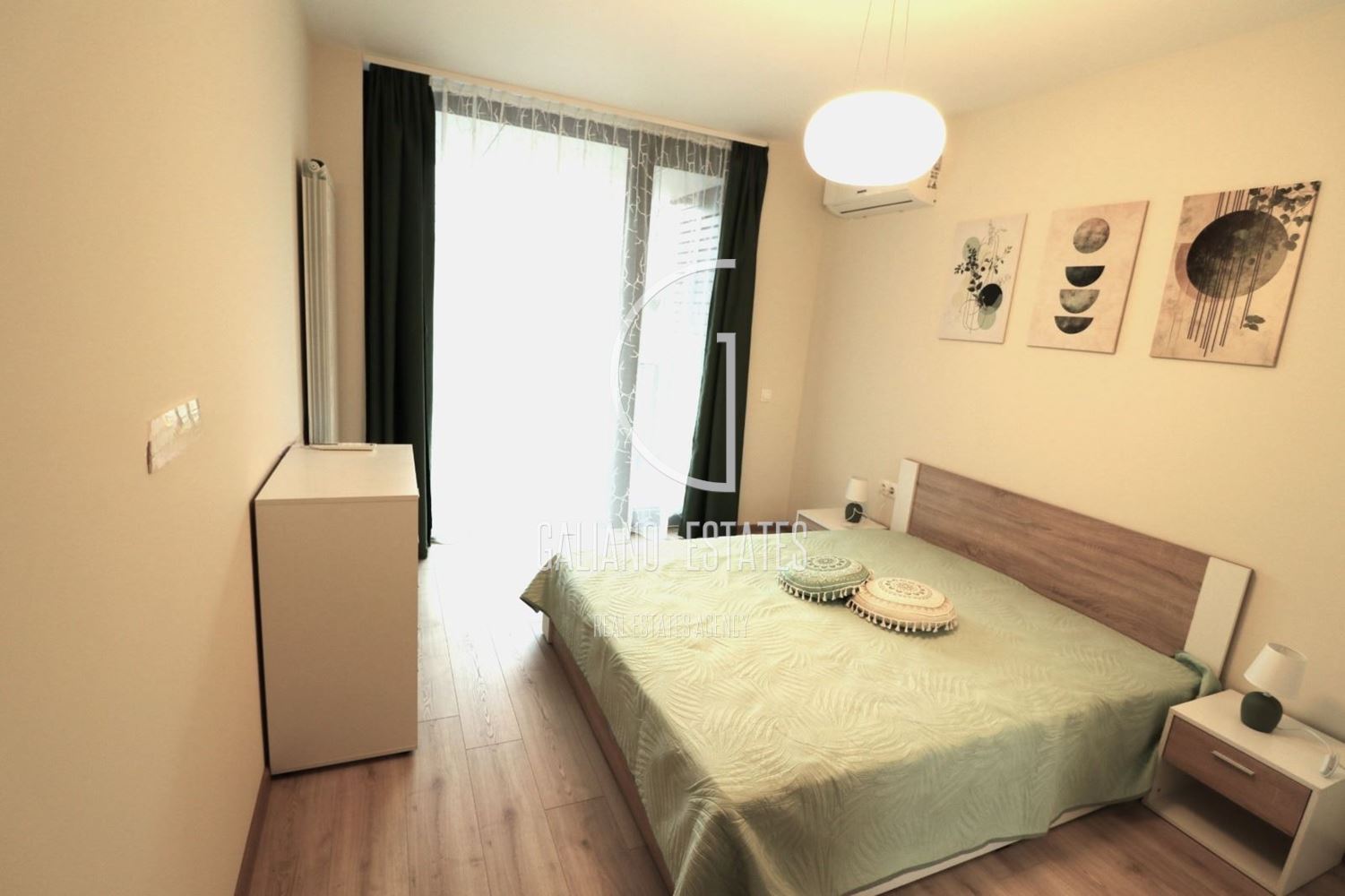 Стилен двустаен апартамент в кв. Кръстова вада - 0