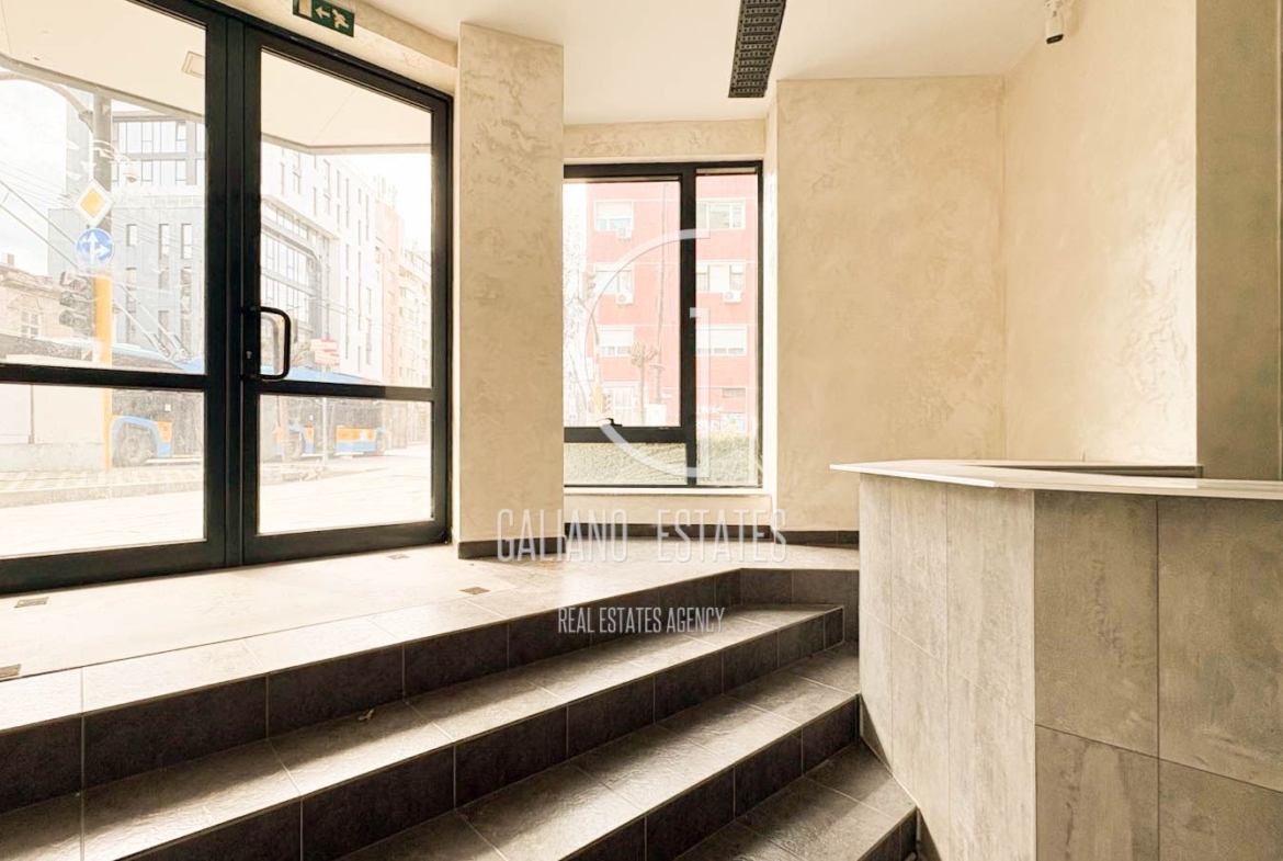 Търговско помещение на бул.Дондуков - 0