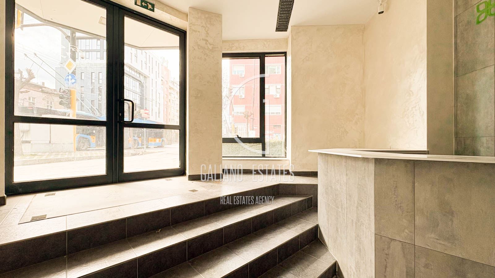 Търговско помещение на бул.Дондуков - 0