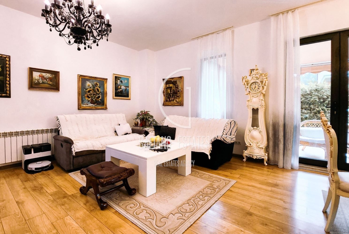 Елегантна къща в затворен комплекс до Англо-американското училище - 0