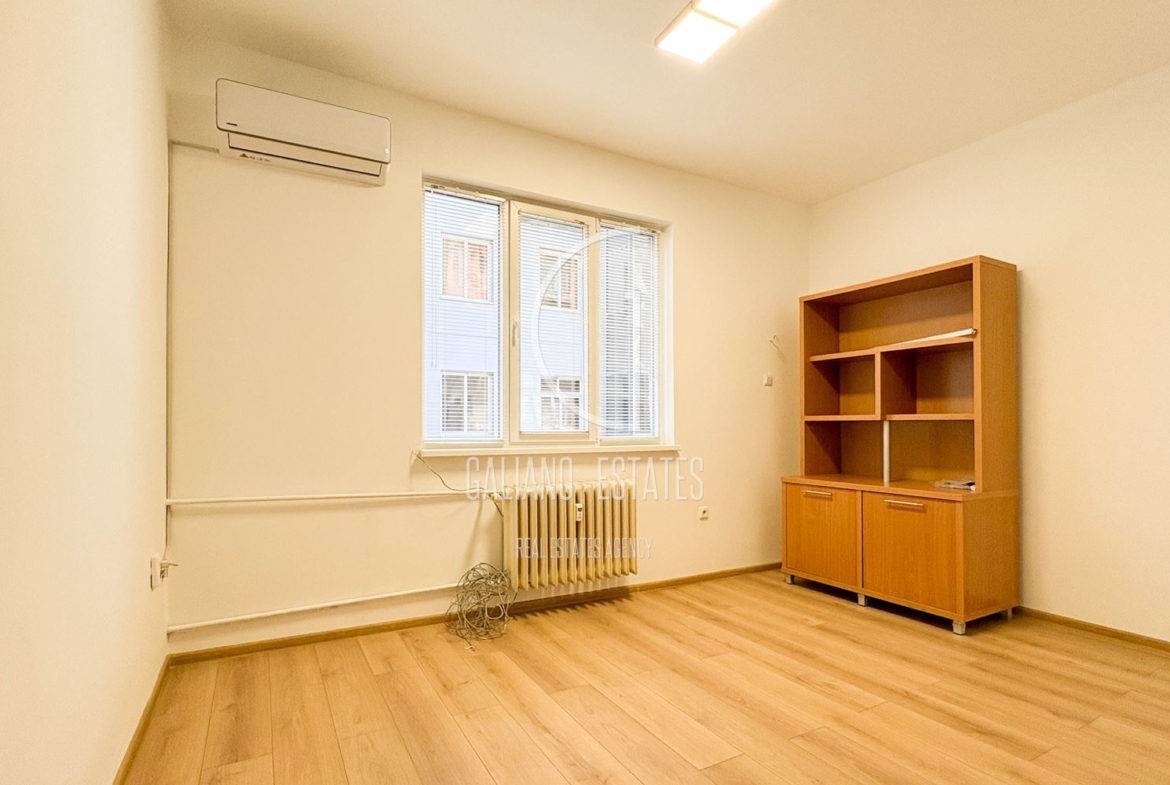 Офес в сърцето на града - 0