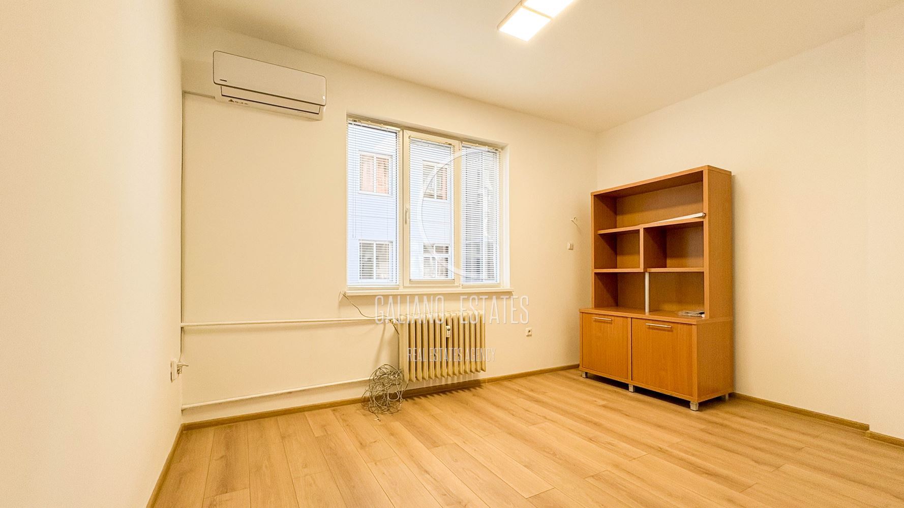 Офес в сърцето на града - 0