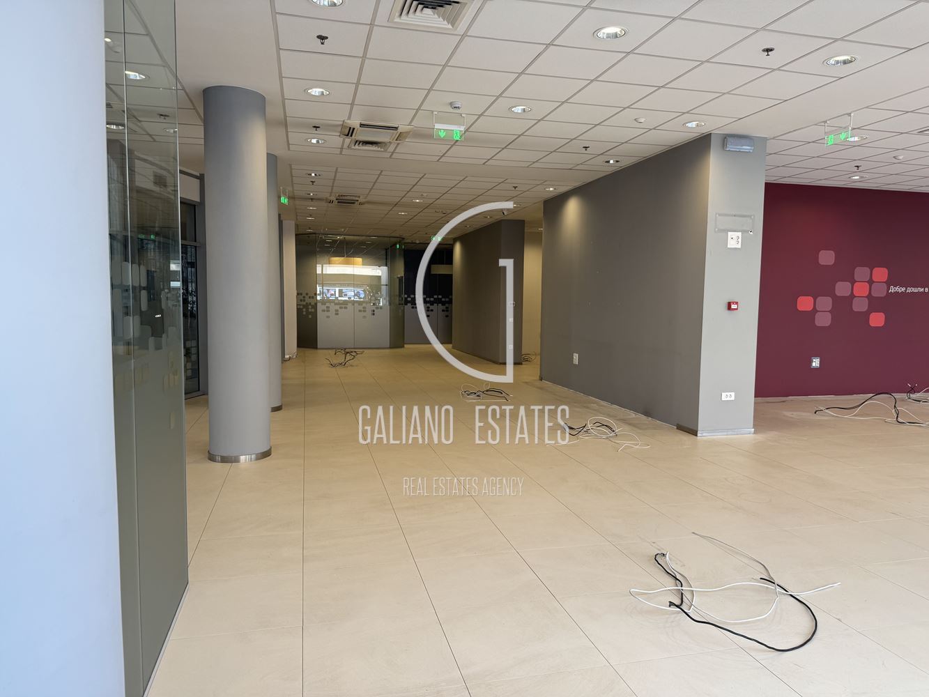 Просторен офис в сърцето на София - 0