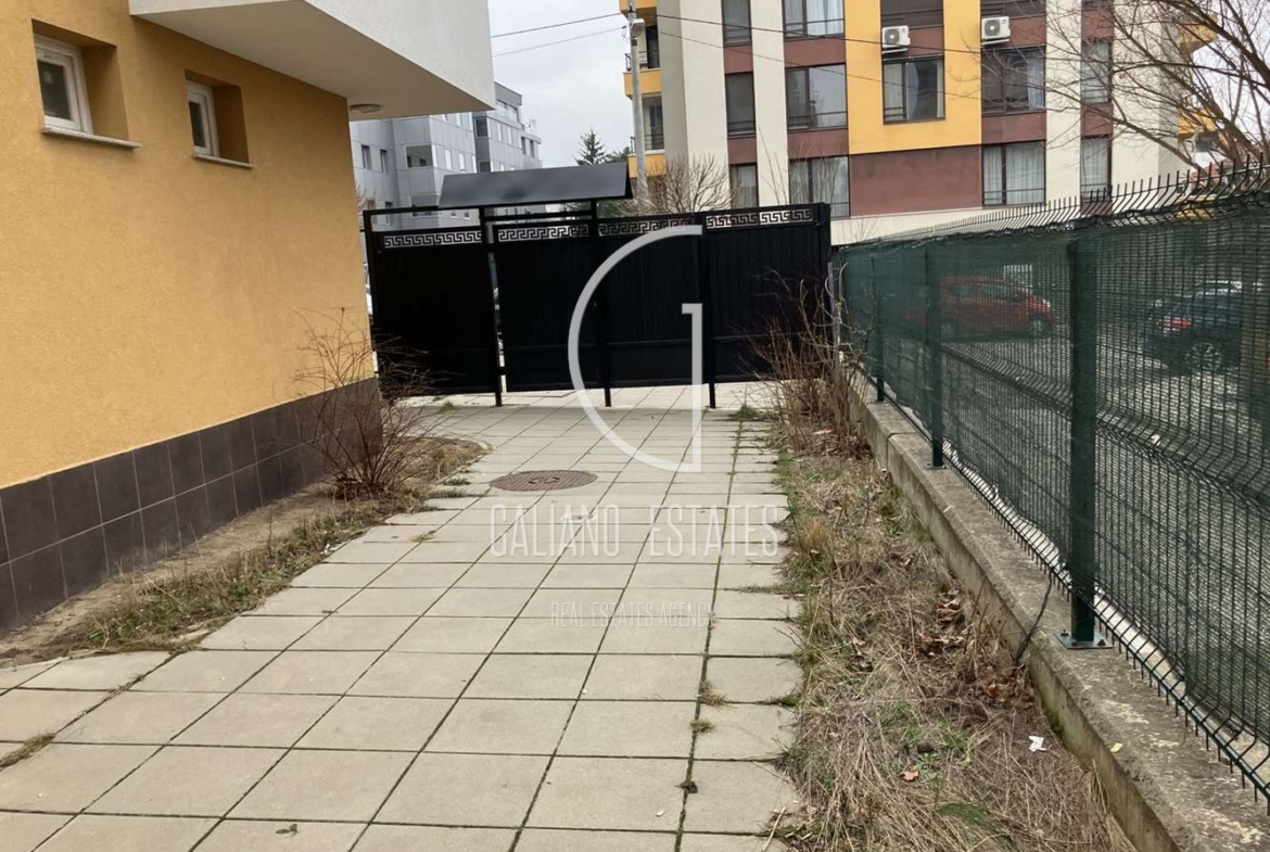 Тристаен апартамент в кв. Манастирски ливади - 0