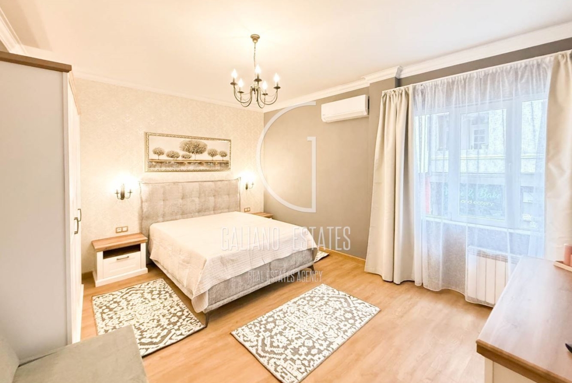 Комфортен апартамент в сграда на метри от НДК - 0