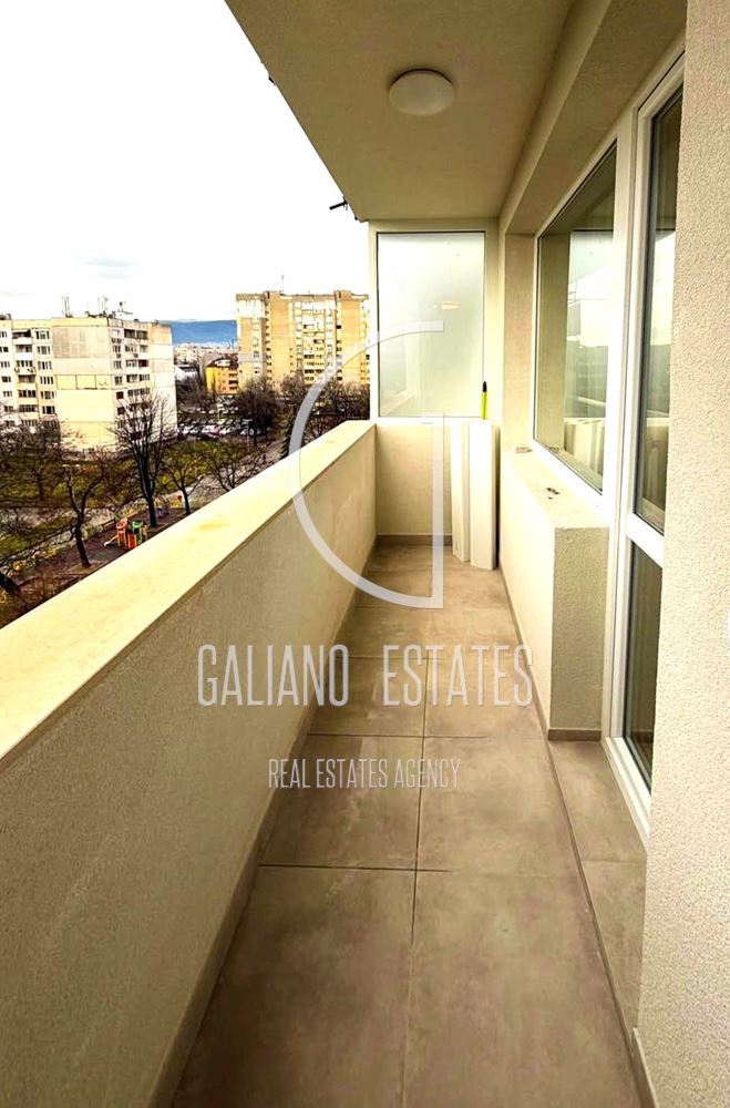 Просторен четиристаен апартамент в кв. Мусагеница - 0