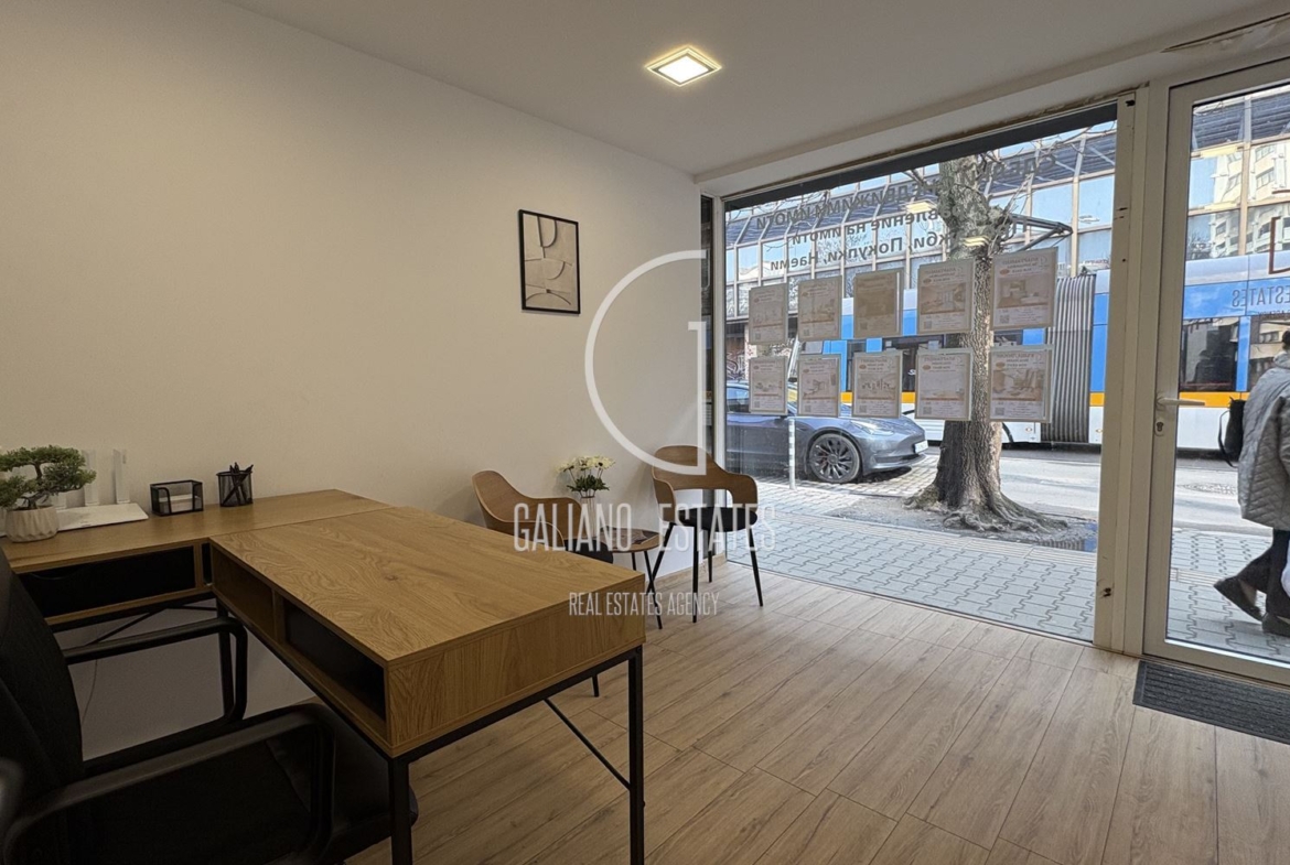 Магазин в идеален център - 0