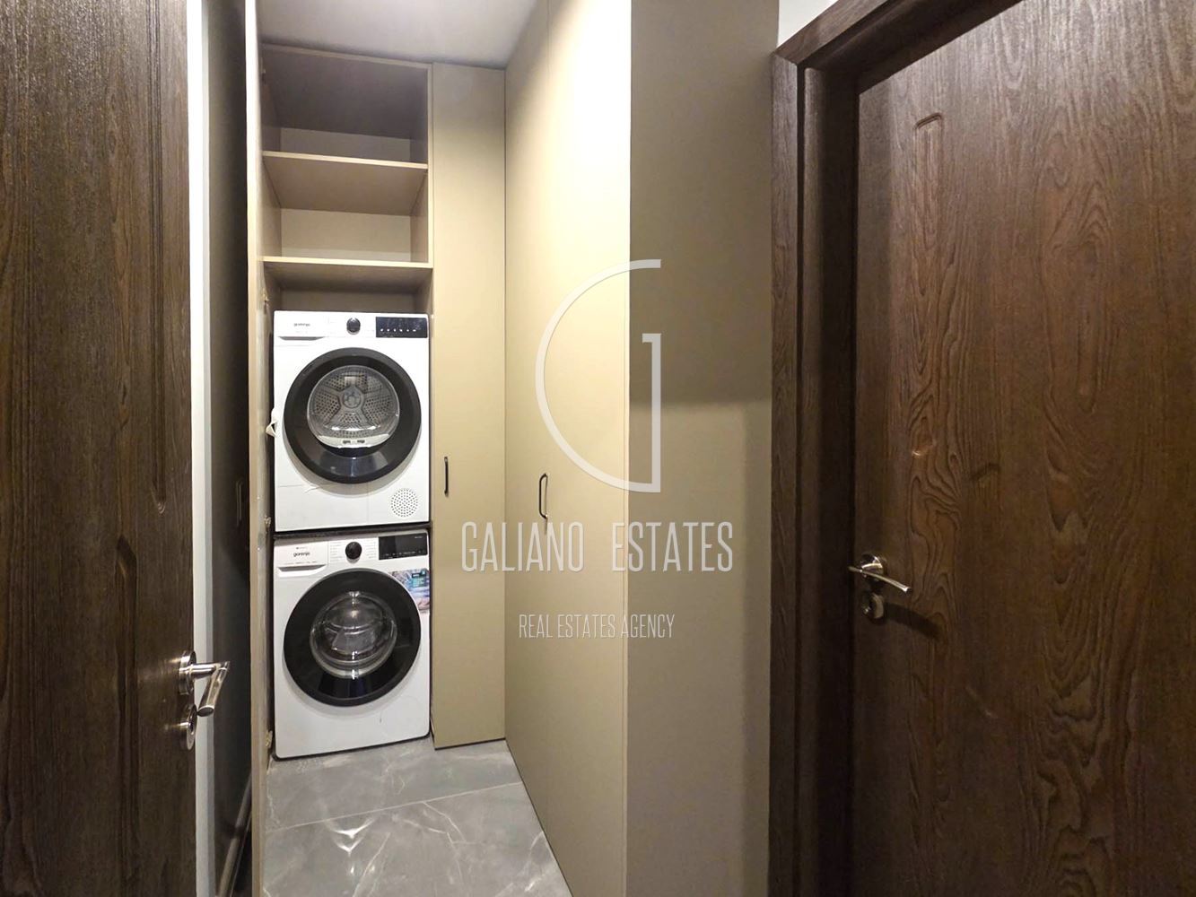 Ексклузивно! Уникален двустаен апартамент в ж.к. Разсадника - 0