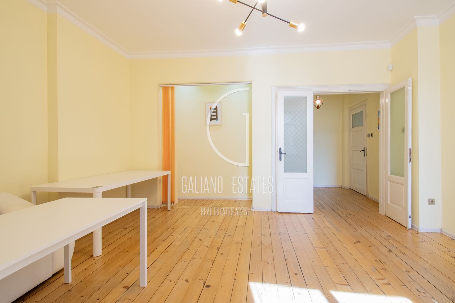 Функционален апартамент срещу парка на НДК - 0