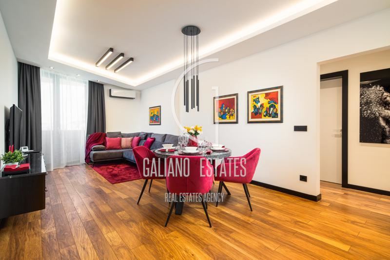 Елегантен тристаен апартамент с дизайнерско обзавеждане и паркомясто в кв. Витоша - 0