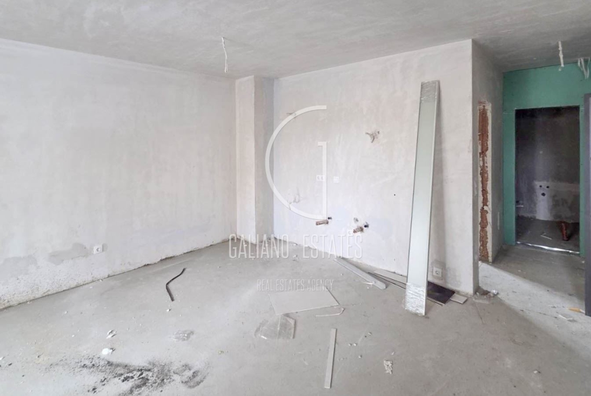 Функционален двустаен апартамент в жк. Младост 4 - 0