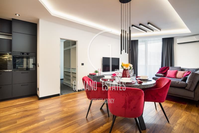 Елегантен тристаен апартамент с дизайнерско обзавеждане и паркомясто в кв. Витоша - 0