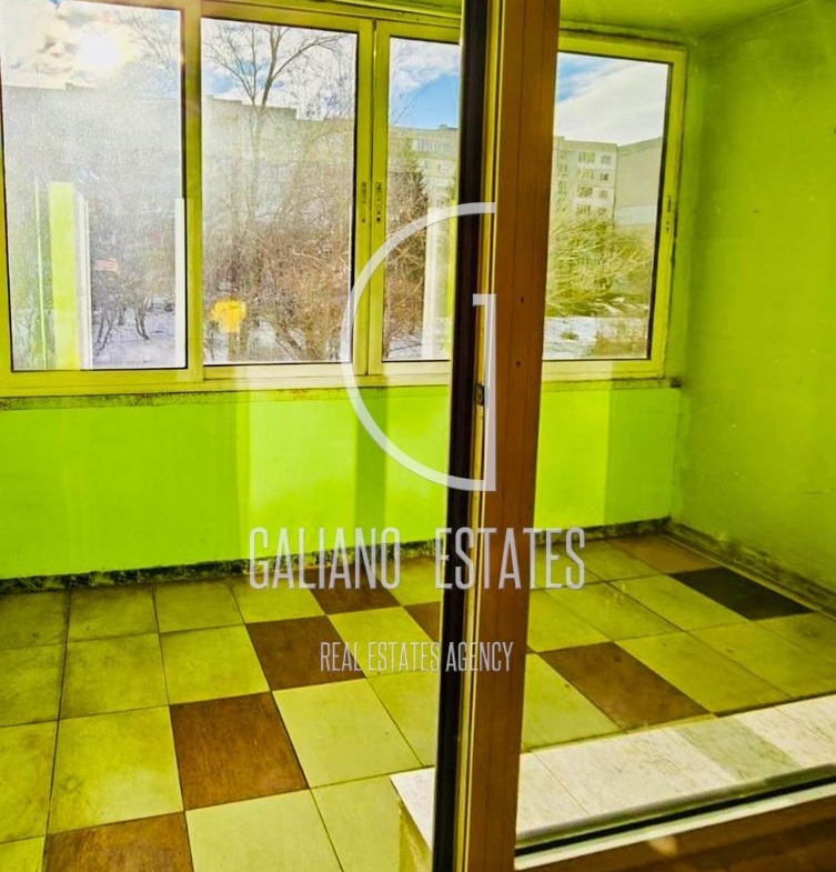 Просторен двустаен апартамент с потенциал за тристаен в ж.к. Дианабад - 0