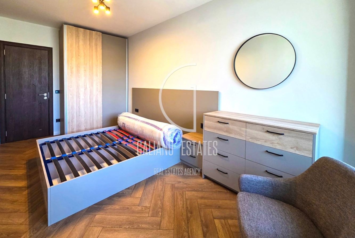 Ексклузивно! Уникален двустаен апартамент в ж.к. Разсадника - 0