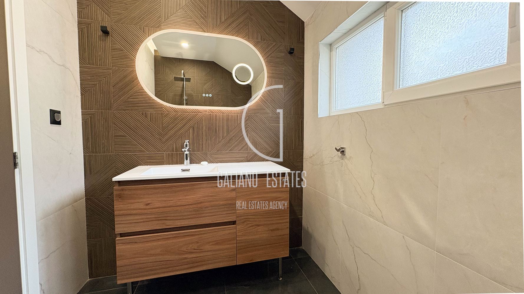 Стилен двустаен мезонет на топ локация – ул. Шишман / ул. Аксаков - 0