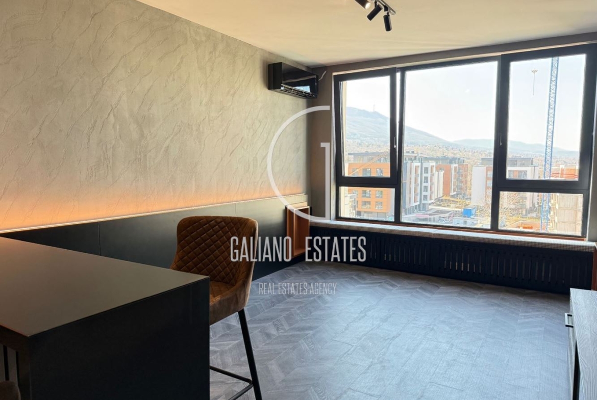 Двустаен апартамент в кв. Кръстова вада - 0