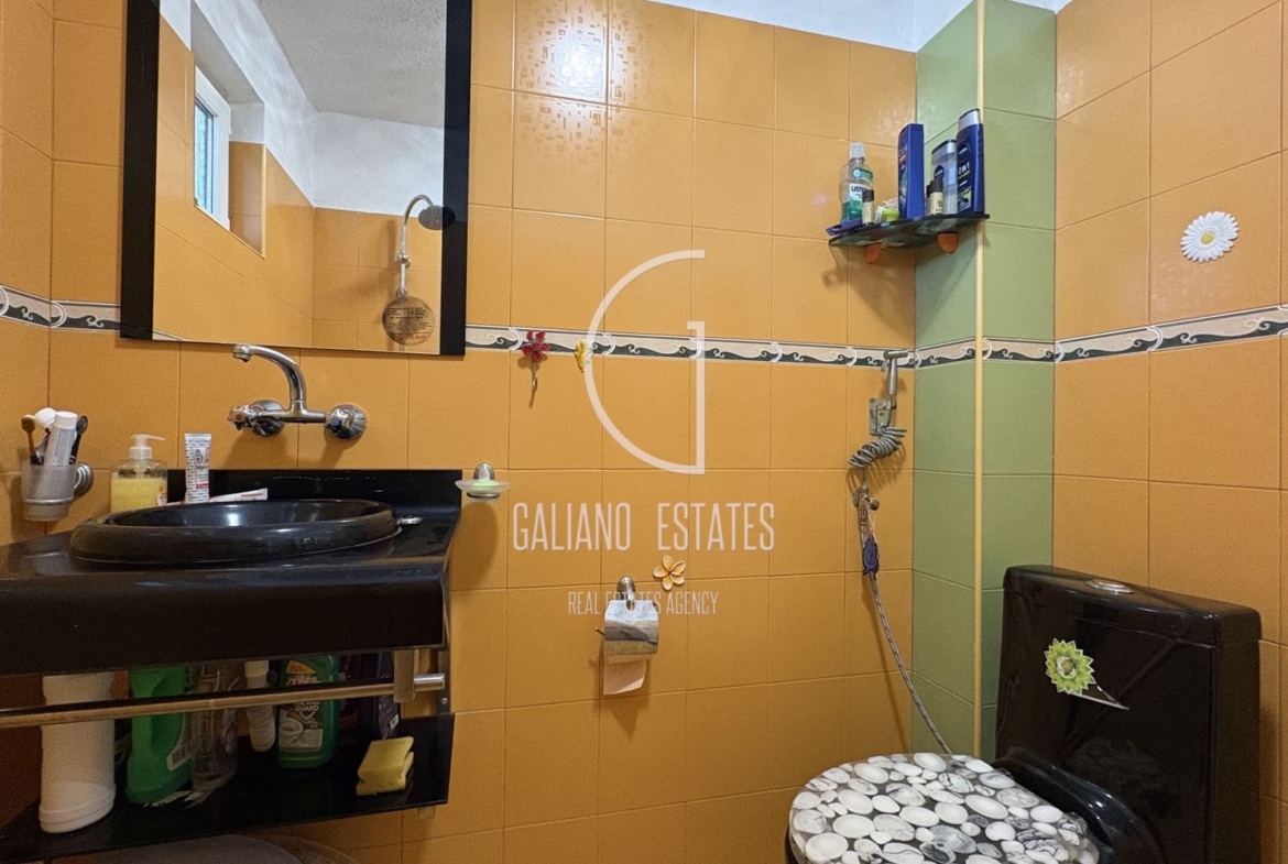 Уютна къща с панорамни гледки в с. Кладница - 0